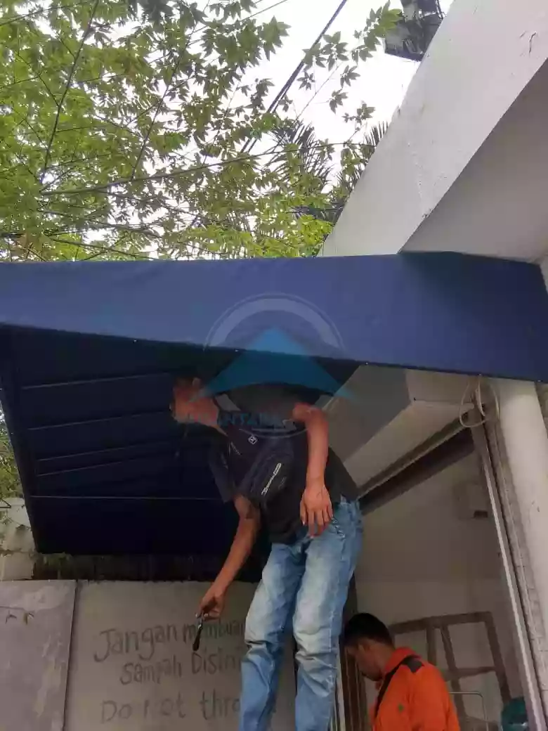 Kanopi Kain